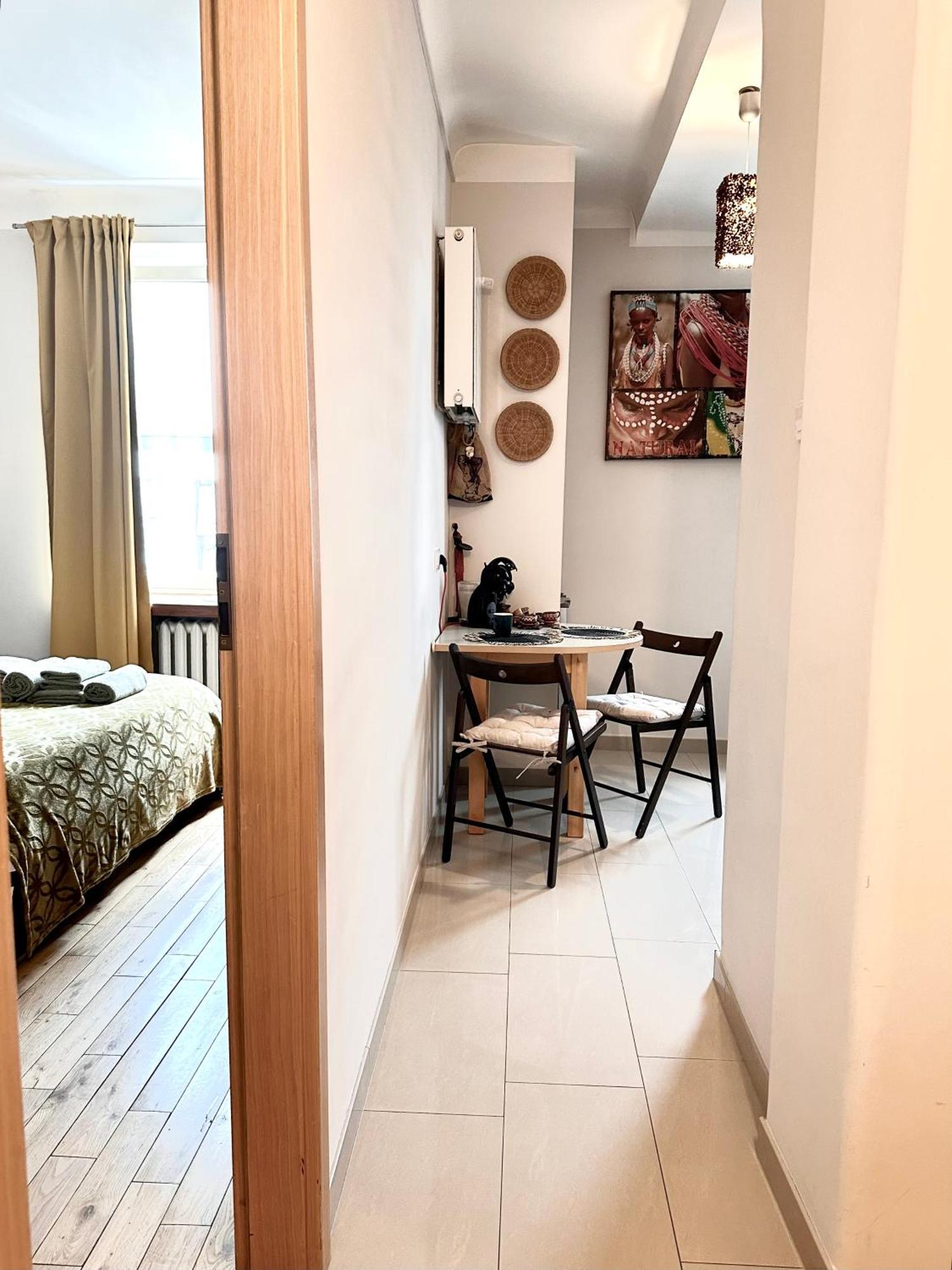Africa Apartment Varsovie Extérieur photo