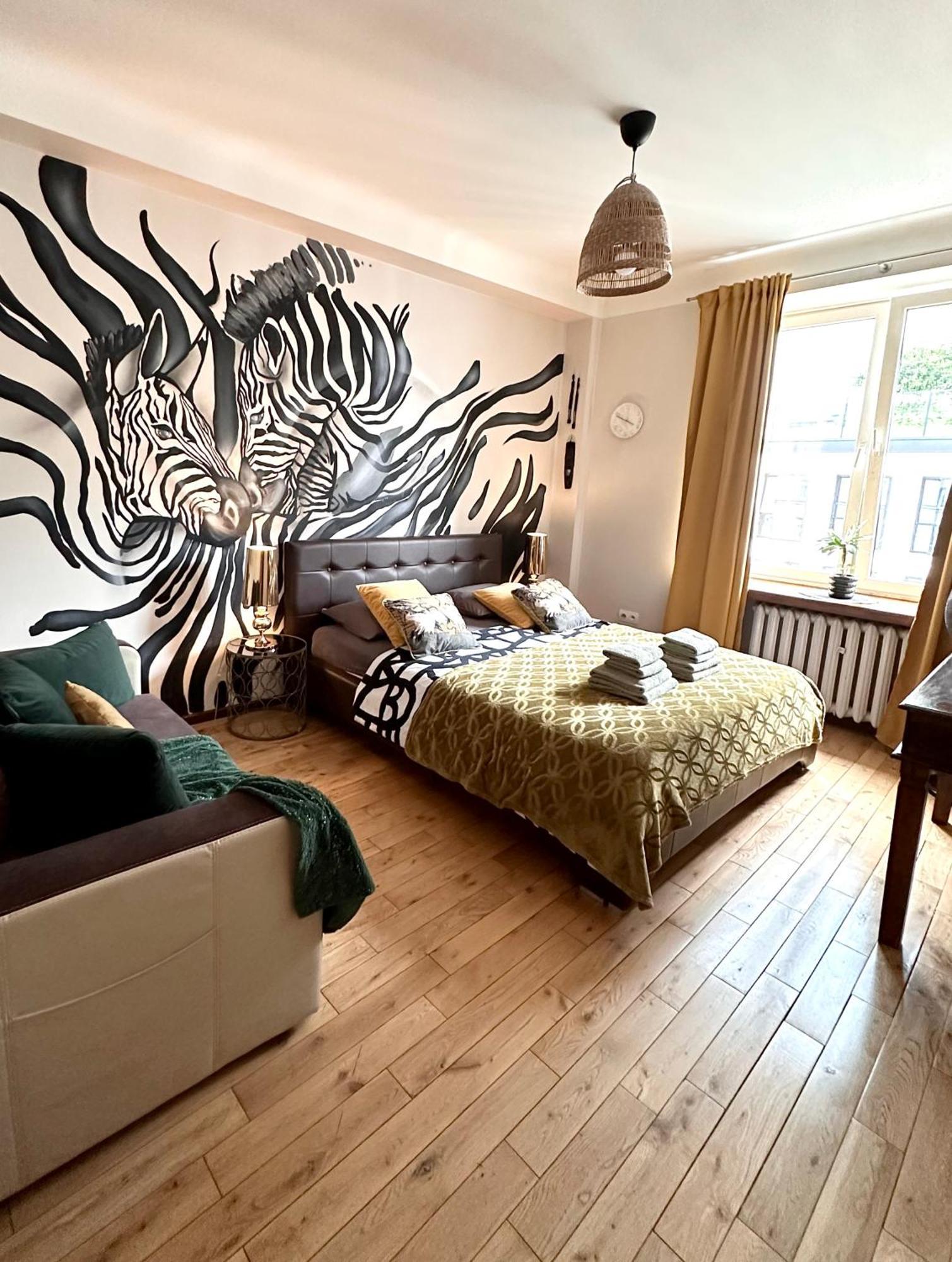 Africa Apartment Varsovie Extérieur photo