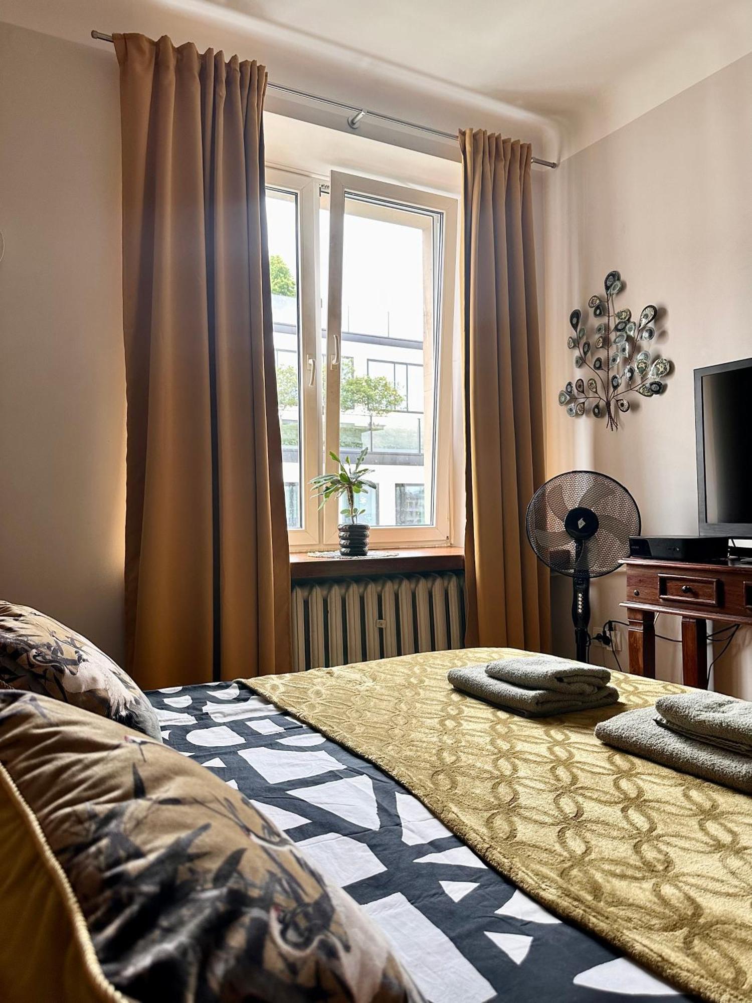 Africa Apartment Varsovie Extérieur photo
